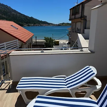 Ezaro Apartment