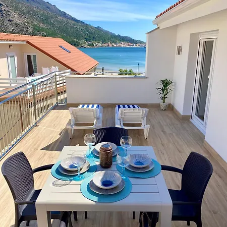 Apartment Ezaro